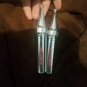 2 benefit 3D brow tones.